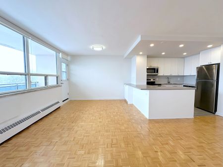 For Lease - 12 Rockford Road Unit# 210, Toronto, Ontario - Photo 4