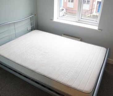 2 bedroom flat to rent - Photo 6