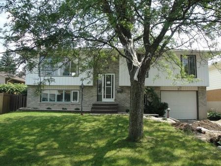 92 Harvard Road, Guelph - Photo 4