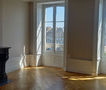 LAVAL, appartement T5 de 157 m² au 2ème étage - Photo 5