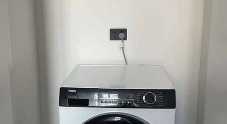 Ready to move in - fully furnished unit - Photo 4