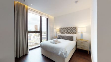 Charles Clowes Walk, Nine Elms, SW11 7AG, London - Photo 5