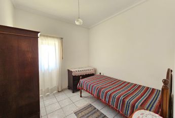 Floor 3 bedroom villa with suite located in Cacia!