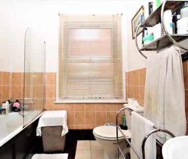 1 bedroom ground floor flat to rent - Photo 4