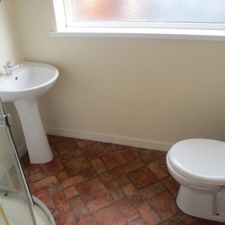 Great 2 Bedroom House, 50 Jerusalem Street, Queens Quarter, Belfast, BT7 1QP - Photo 1