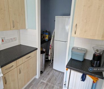 1 bedroom flat to rent - Photo 6
