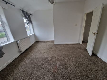 2 Bed Semi-Detached House, Wilton Road, M8 - Photo 4