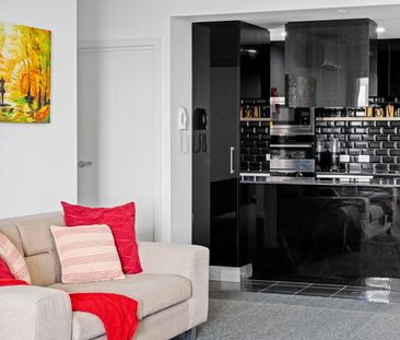 1810/120 Eastern Valley Way, Belconnen ACT 2617 - Apartment For Ren... - Photo 3