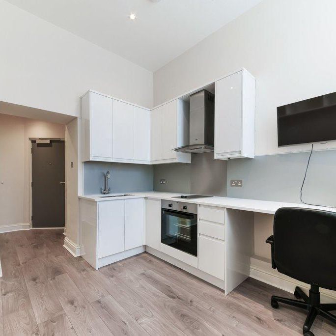 Studio to rent - Photo 1