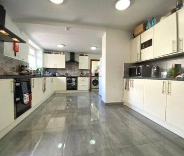 1 bedroom in a house share to rent - Photo 6