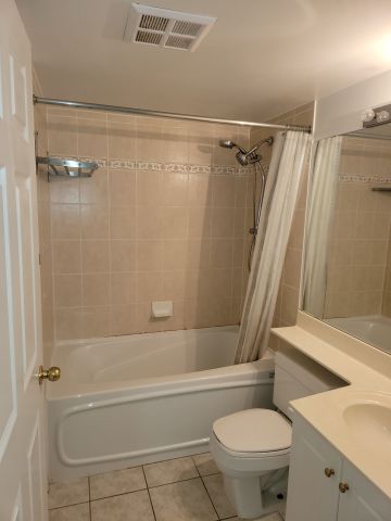 For Lease - 7 Lorraine Drive Unit# 1107, Toronto, Ontario - Photo 2