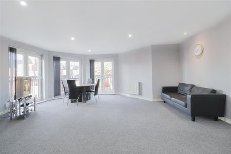 2 bedroom apartment to rent - Photo 2