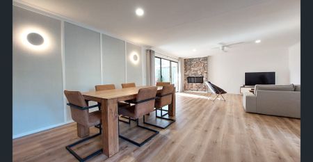 Renovated Single-Level Villa with Spacious Alfresco Living | Isle of Capri - Photo 5