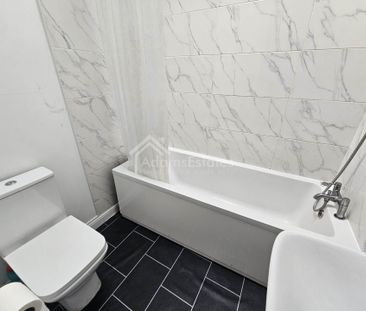 Price £925 pcm - Available Now - Unfurnished - Photo 5