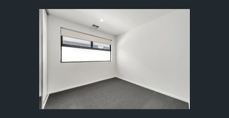 Two-Storey Living in the Heart of Holden Hill - Photo 5