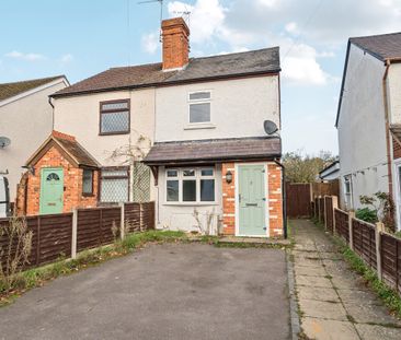 2 bedroom semi-detached house to rent - Photo 4