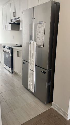 For Lease - 548 Hudson Crescent, Midland, Ontario - Photo 4