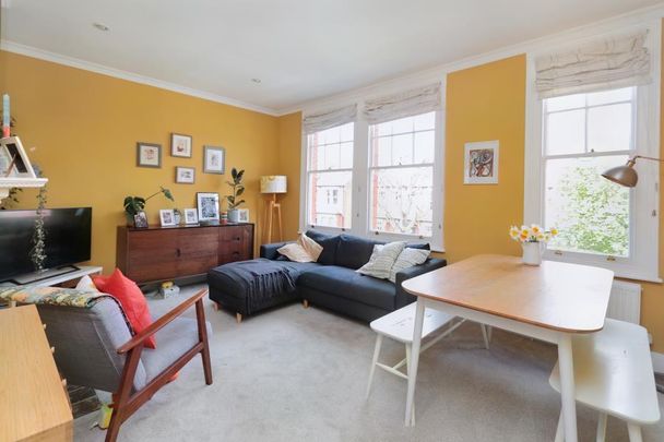 2 bedroom maisonette to rent - Photo 1