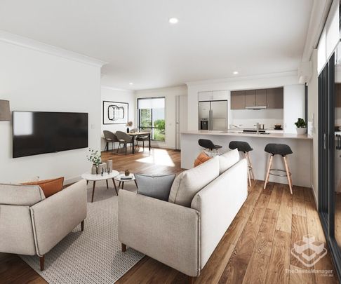 Spacious & Stylish 4 Bed Townhouse – Everything at Your Doorstep - Photo 1