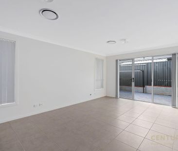 Family Home - Photo 2