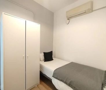 Avenida del Mediterráneo, Madrid, Community of Madrid 28007 - Photo 6