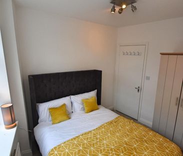 2 Bed Flat, Grimsby Street, E2 - Photo 5