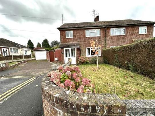 3 bedroom property to rent in Canterbury - Photo 1