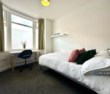 4 bedroom terraced house to rent - Photo 4