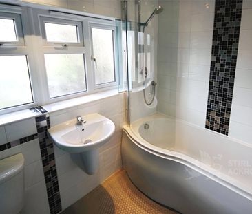 Great Goodwin Drive, Guildford, Surrey, GU1 2TZ - Photo 3