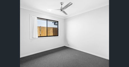 LET'S TALK - MODERN LIVING IN THE HEART OF COLLINGWOOD PARK - Photo 5