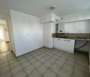 Location Appartement 1 pièce 38m² LE PORTEL 62480 - Photo 4