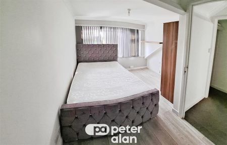 Eversley Road, Sketty, SWANSEA - Photo 4