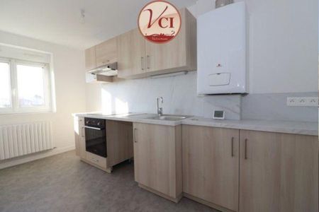 Location Appartement 4 pièces 91m² VICHY 03200 - Photo 5
