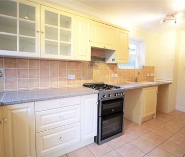 3 bedroom detached house to rent - Photo 6