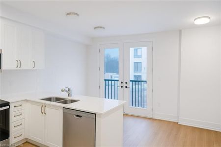 For Lease - 99 Roger Street Unit# 39, Kitchener, Ontario - Photo 2