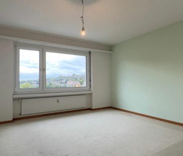 Gepflegte 4.5 Zimmer-Wohnung an privilegierter Lage - Photo 4