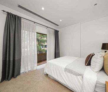 Harbourside Living with City Views - Photo 3