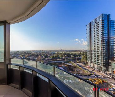 “Stunning Apartment with Spectacular Views” - Photo 1