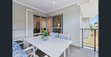 Ultra-Convenient and Secure Apartment - Photo 2