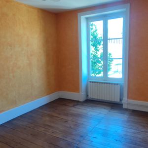 Location Appartement 2 pièces 62m² - Photo 2