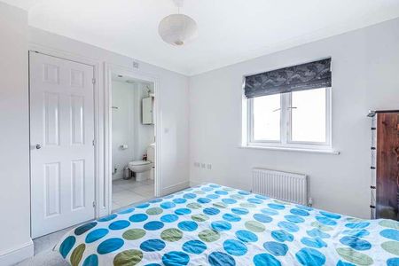 The Bramblings, Amersham, HP6 - Photo 4