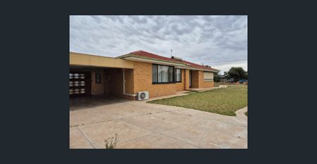 Modernised on McConville! - Photo 3