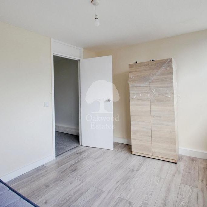 4 bedroom townhouse to rent - Photo 1