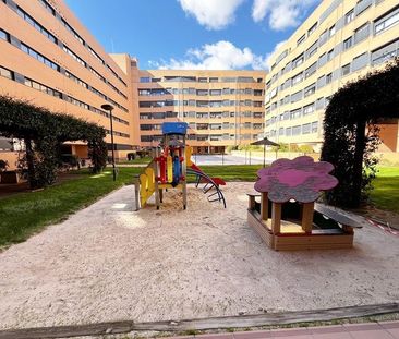 Piso de alquiler en Calle de Pirra, Rejas - Photo 4