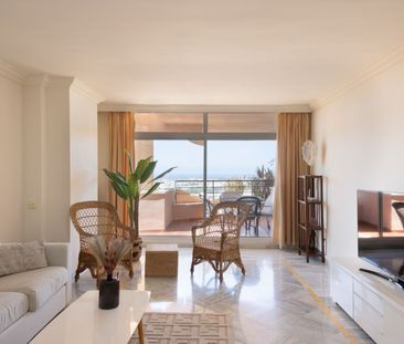 Middle Floor Apartment in Nueva Andalucía - Photo 3