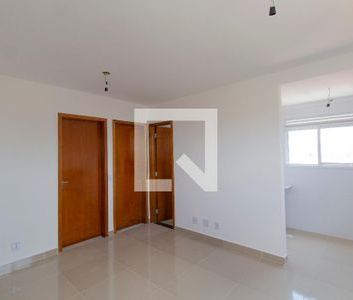 Apartamento para alugar com 39m², 2 quartos e sem vaga - Foto 1
