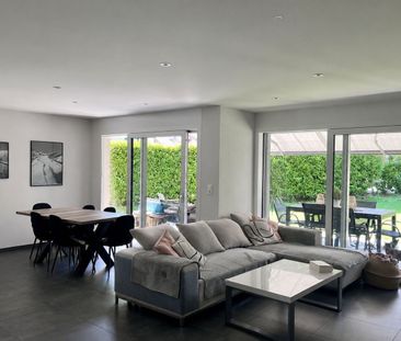 Perle rare ! Magnifique 4.5 pces, avec terrasse et pelouse privativ... - Foto 2