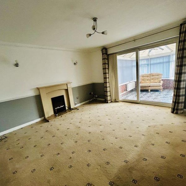 3 bedroom semi-detached house to rent - Photo 1