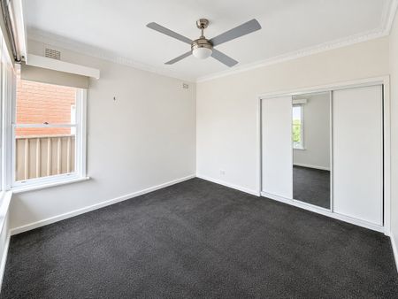 Your New Home Awaits With Comfort, Space & Convenience - Photo 3