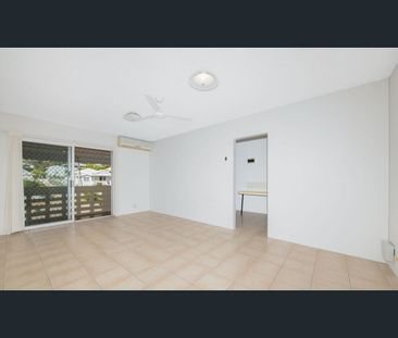 4/10 Alexandra Street, North Ward, Qld 4810 - Photo 4